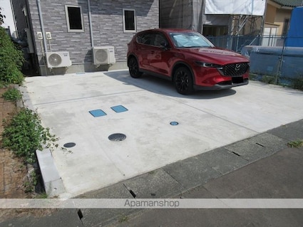 ＦＩＯＲＥ　ＥＳＴＡＴＥ　ＹＡＨＡＢＡ[2LDK/59.2m2]の駐車場