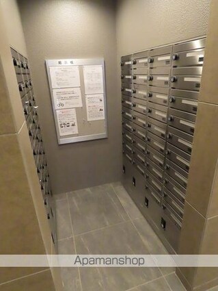 Ｌａ　Ｄｏｕｃｅｕｒ大島[1K/25.41m2]のエントランス