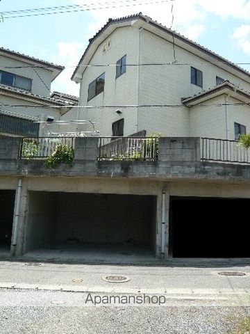 柳河内貸家E棟の外観写真