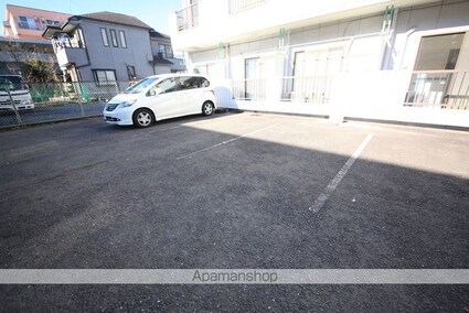 グリーンプラザＩＺＵＭＩ[1K/20m2]の駐車場