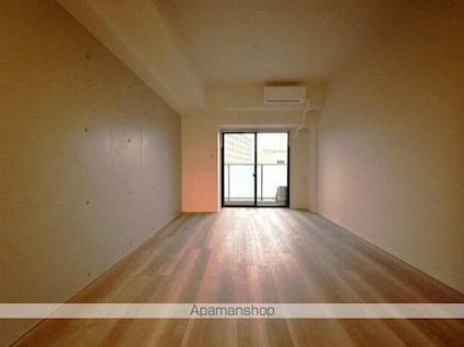 ＲＯＯＴｓ　Ｓｈｉｎｊｕｋｕ　Ｗａｋａｍａｔｓｕｃｈｏ[1K/30.55m2]のリビング・居間