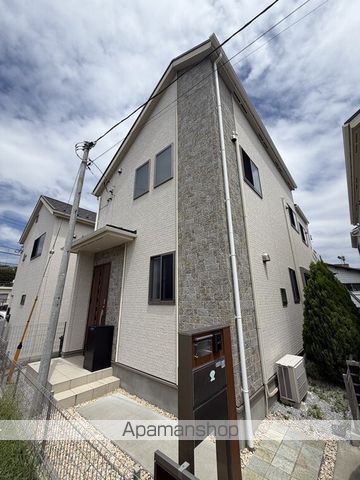 世田谷区 2階建 築3年の外観写真