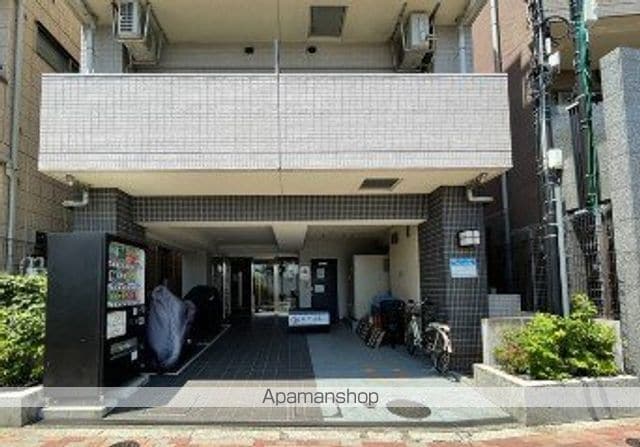 ユニフォート目黒中町の玄関写真