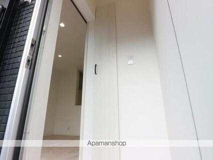 ヴェルグレーヴィア北条中央プレミアム[1DK/31.96m2]の玄関