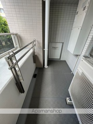 東京都中野区東中野５丁目[2LDK/56.55m2]のバルコニー