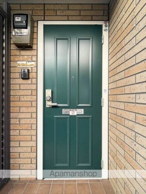 グランモア　オザキ[1LDK/31.56m2]の玄関
