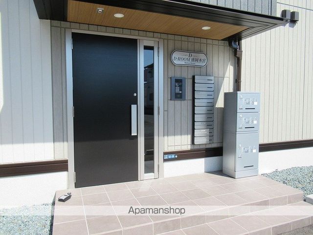 DーROOM盛岡本宮 D棟の玄関写真