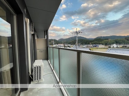 ＬＩＮＮＥＡ　ＭＩＫＵＭＯ[1LDK/40m2]のバルコニー