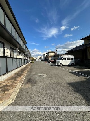 トータス井上　Ａ棟[3K/63.07m2]の駐車場