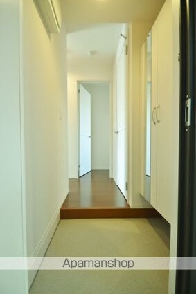 ライジングサン西宮　Ａ棟[2LDK/52.27m2]の玄関