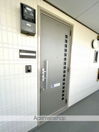 メゾン・ボヌール　Ａ棟[1LDK/48.36m2]の玄関