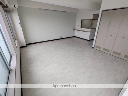 三家第２ビル[1R/41.28m2]の内装2