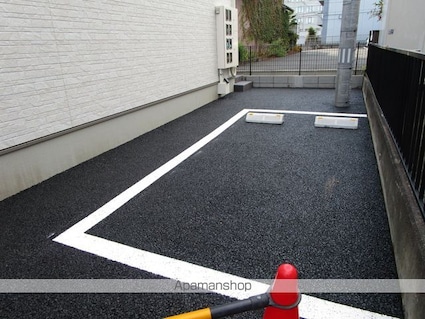 セフィラ上杉[1LDK/30.22m2]の駐車場