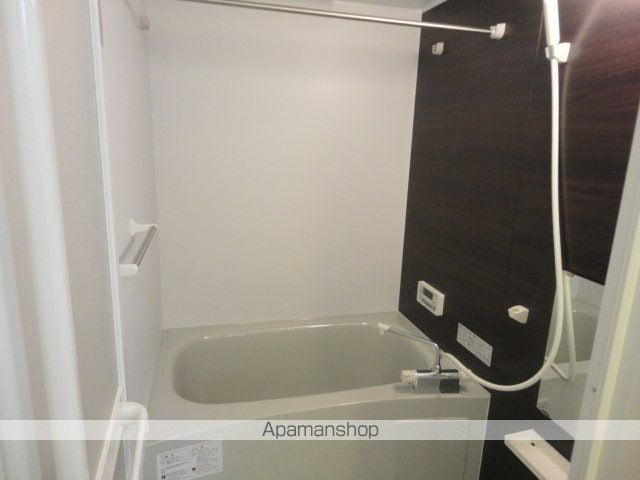 WING 010の内装写真