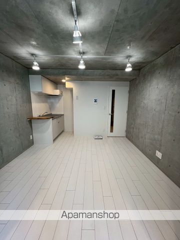 東京都杉並区和泉１丁目[1LDK/27.18m2]の内装1