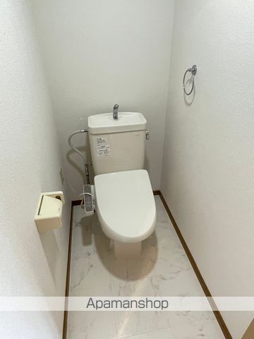 ヴィム・グロースの内装写真