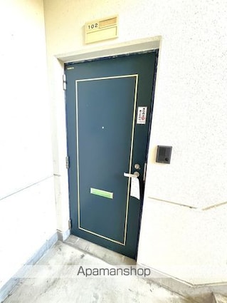 パークサイド東[3DK/60.45m2]の玄関