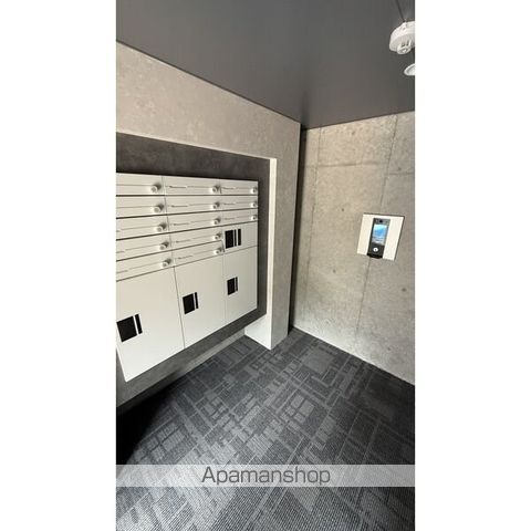 アーバス西線11条の玄関写真