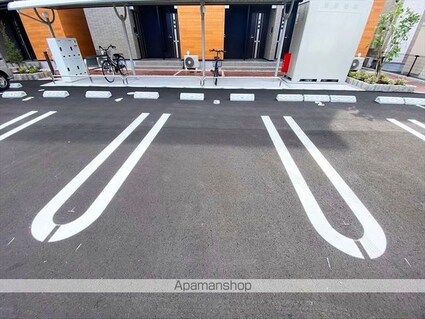 アスカ　Ａ[1LDK/37.97m2]の駐車場