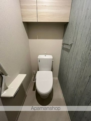 和歌山県和歌山市十三番丁[1LDK/49.5m2]のトイレ