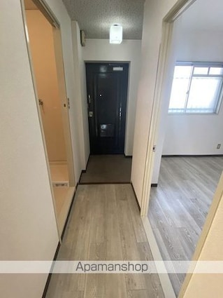 アスシャルマン野洲[3LDK/60m2]の玄関