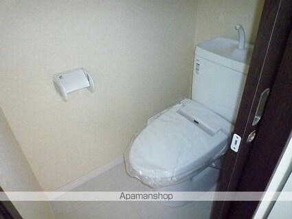 Ｇｒａｎｄ　Ｃｈａｒｉｏｔ[1K/28.16m2]のトイレ