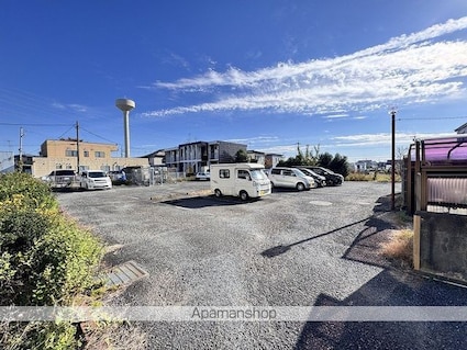 マンショングリーン立川[3LDK/69.4m2]の駐車場