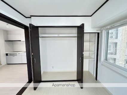 サンピア大手町[2LDK/50.12m2]の収納