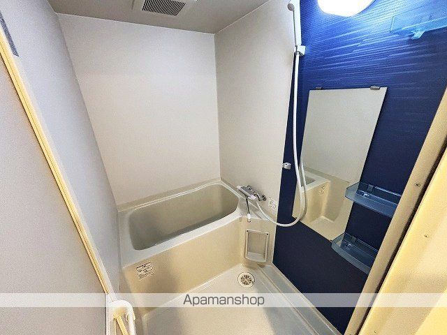 セレニテ新大阪弐番館の内装写真