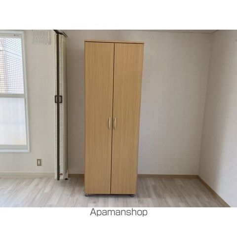 ウェストリバーの内装写真