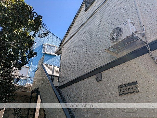 スカイハイムの玄関写真