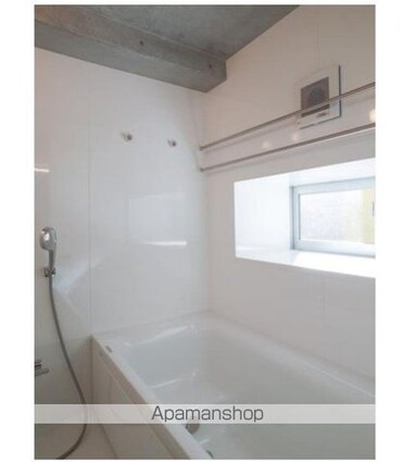 ａｏｂａｄａｉ　．ｈｉｌｌｚ[1K/53.56m2]のバス