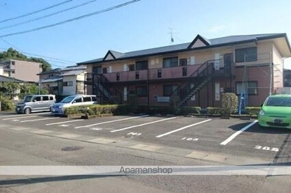 メルローズ本郷[2DK/47m2]の駐車場