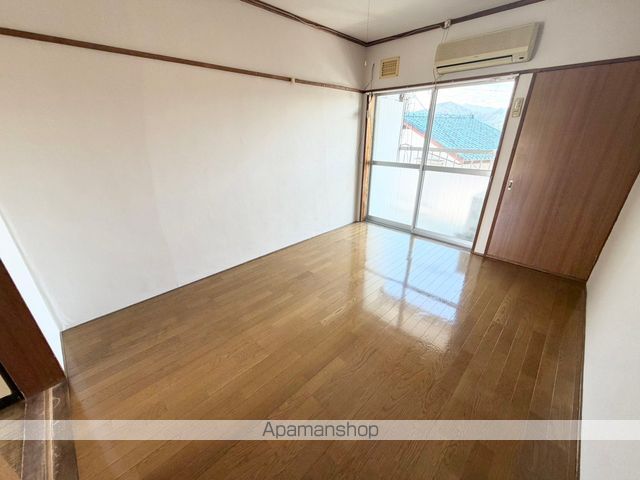 ハイツ山崎の内装写真