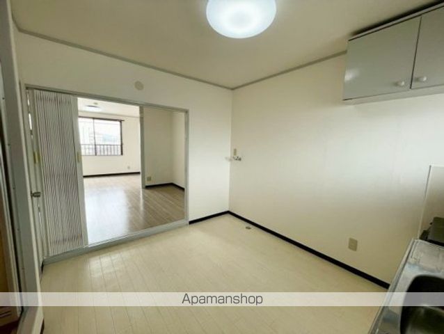 明和マンションの内装写真