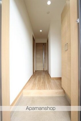 Ｍａｙｆａｉｒ　ＡＳＯＤＡ　ｓｑｕａｒｅ[2DK/44.75m2]の玄関