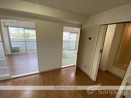 ヴィラ・アンソレイエ朝生田[3DK/51.84m2]の内装5