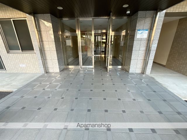 エリーフラッツ浜大津の玄関写真