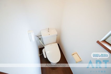 ラ・フルール南久米[3LDK/62.37m2]のトイレ