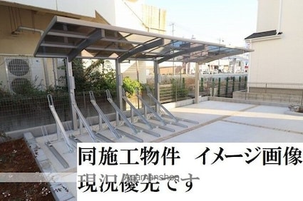 カミーノ　コモド　Ｃａｍｉｎｏ　Ｃｏｍｏｄｏ[2LDK/52.84m2]のエントランス