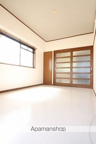 クレール寺塚の内装写真