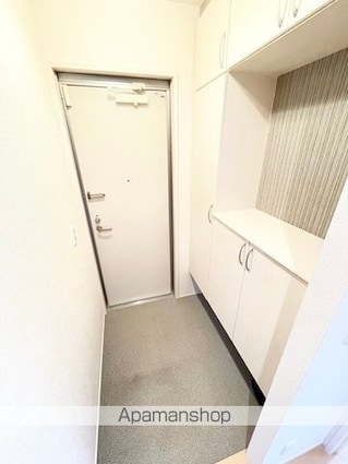 和歌山県和歌山市中島[3LDK/67.53m2]の玄関