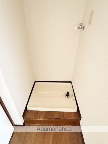 クレストアークの内装写真