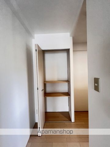 レジディア大通西の内装写真