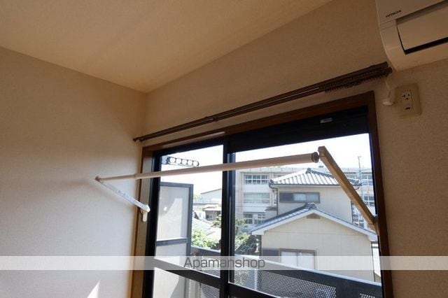 バウハウス弐番館の内装写真