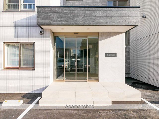 BASE厚別西の玄関写真