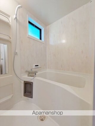 サリネージュ山手　ＡＢＣＤ棟　Ａ棟[3DK/53.89m2]のバス