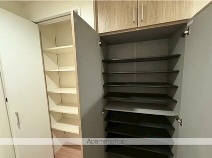 八王子市田町戸建[3LDK/81.76m2]の内装