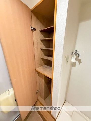 シャトルIIの内装写真