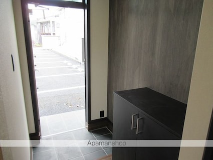 Ｆｉｏｔｔｏ（フィオット）[1LDK/47.2m2]の玄関